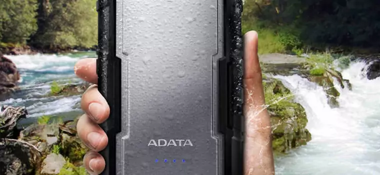 ADATA D16750 - powerbank z ogniwami 16750 mAh w wodoszczelnej obudowie