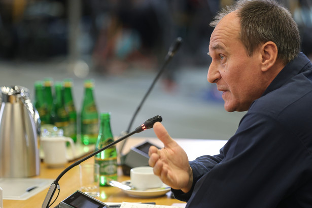 Paweł Kukiz podczas posiedzenia sejmowej komisji śledczej