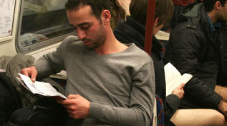 Százak utaztak nadrág nélkül a metrón