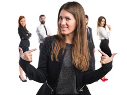 Jak podnieść poczucie własnej wartości i dlaczego niektórym kobietom szczególnie trudno to zrobić?