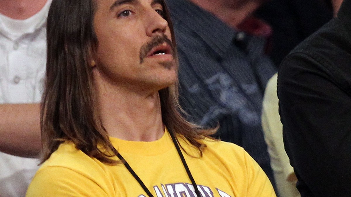 Anthony Kiedis nie chce, żeby bliscy czytali jego autobiografię, ponieważ obnażył w tej książce swoją duszę.