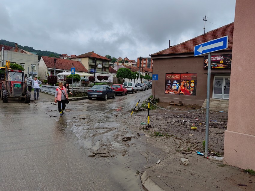 Vanredno stanje u Vladičinom Hanu