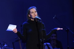 Szczepienia poza kolejnością. Seweryn przeprasza ze łzami w oczach [WIDEO]