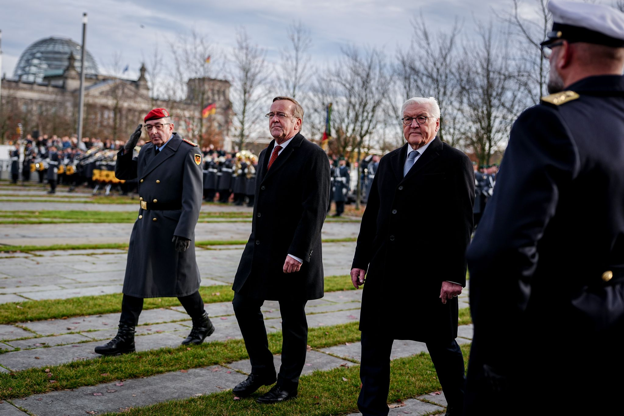 Steinmeier fordert Pflichtdienst für alle: Bundeswehr oder Soziales