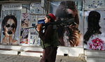 W Afganistanie niszczone są wizerunki kobiet 
