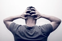 Z ludzi wylewa się złość. "W szkole chłopcy zamiast gadać o sporcie i dziewczynach, kłócą się o uchodźców"