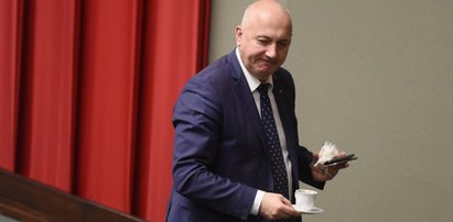 Awans szofera PiS. Brudziński: rozpoczął doktorat