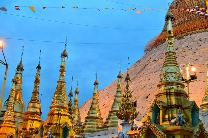 Shwedagon Paya w Rangun