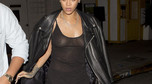 Rihanna bez biustonosza. Pokazała przekłuty sutek