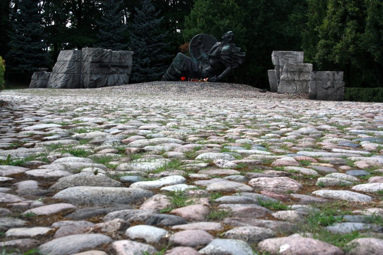 Muzeum Powstania Warszawskiego i dziennik.pl zapraszają na spacer śladami Powstania Warszawskiego