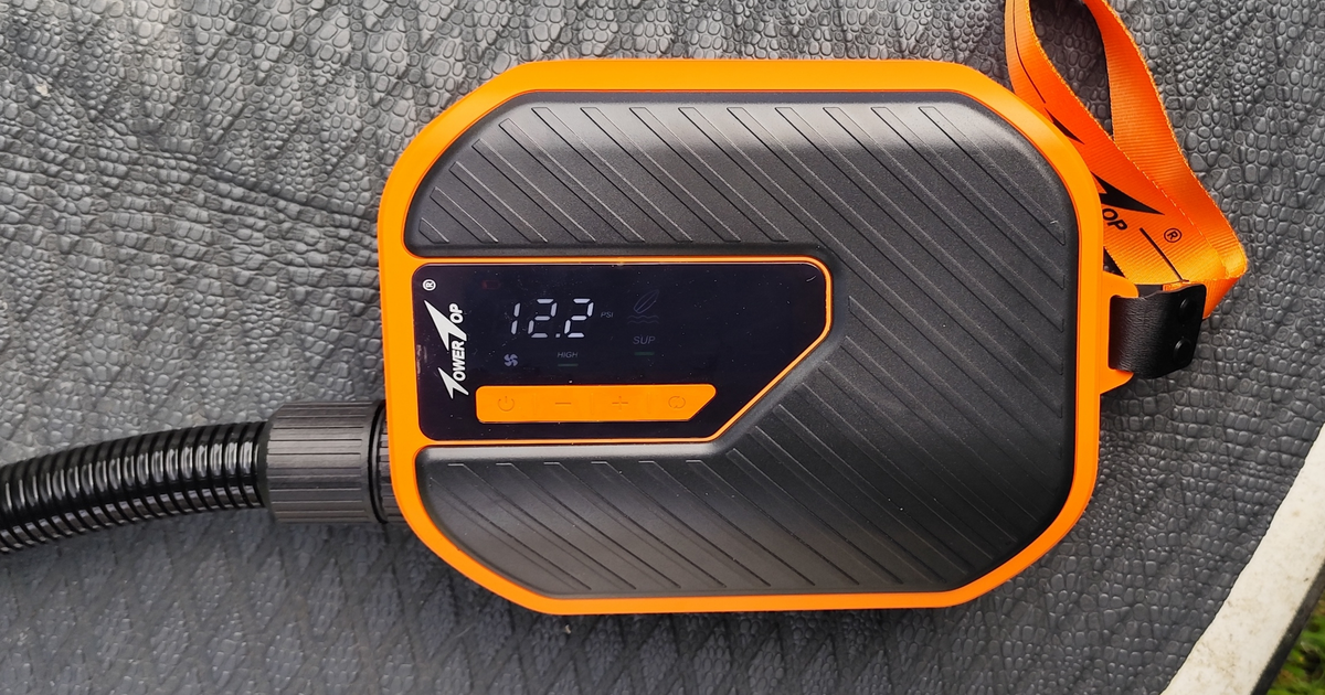 Towertop SUP-Pumpe im Test: Starke Luftpumpe für Kajak, SUP und Mountainbike