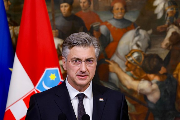 VARNICE U HRVATSKOJ ZBOG "RAFALA" I SRBIJE Plenković deli packe Milanoviću: Neka ode u Pariz, pa neka kaže to Francuzima