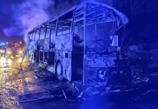 Tragedia w Słowacji. Polski autokar spłonął po zderzeniu z ciężarówką