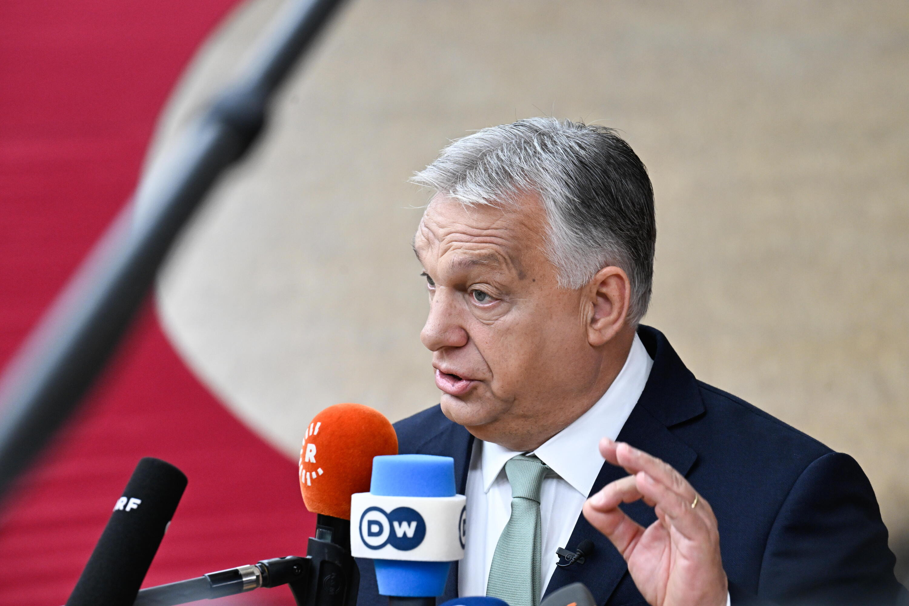 Orban ostrzega: rozmowa Trump-Putin to za mało na pokój