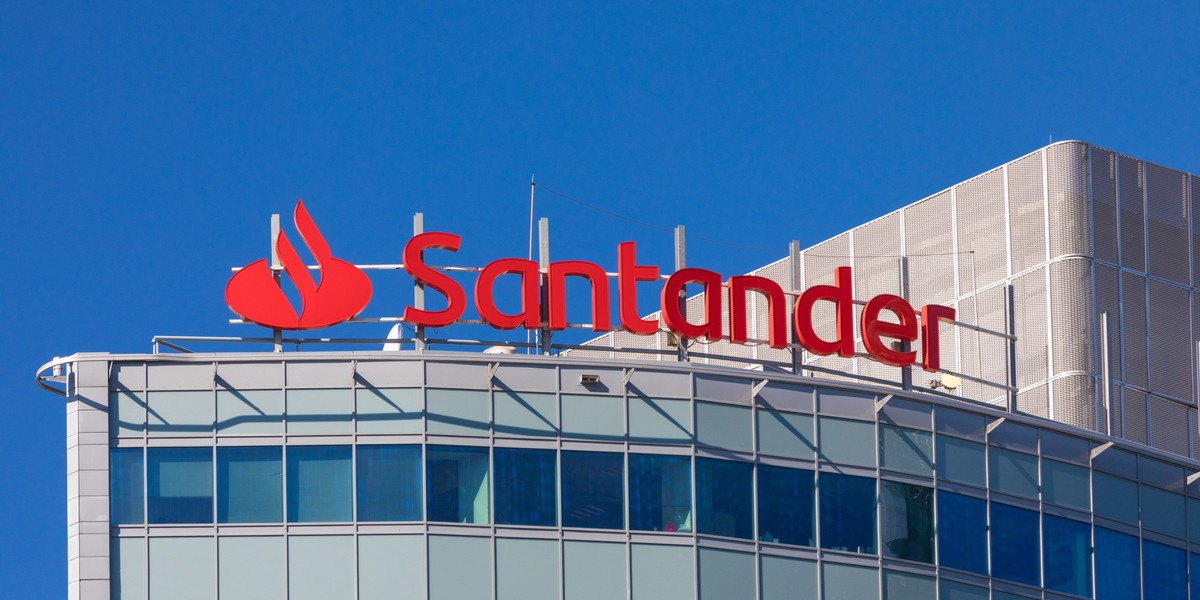 Grupo Santander, mimo ostatniego pozytywnego zaskoczenia pod względem współczynników kapitałowych, ma ograniczone zasoby kapitału i tak jak inni gracze z Europy odczuje wejście w 2022 r. wymogów wynikających z regulacji Bazylea IV. 