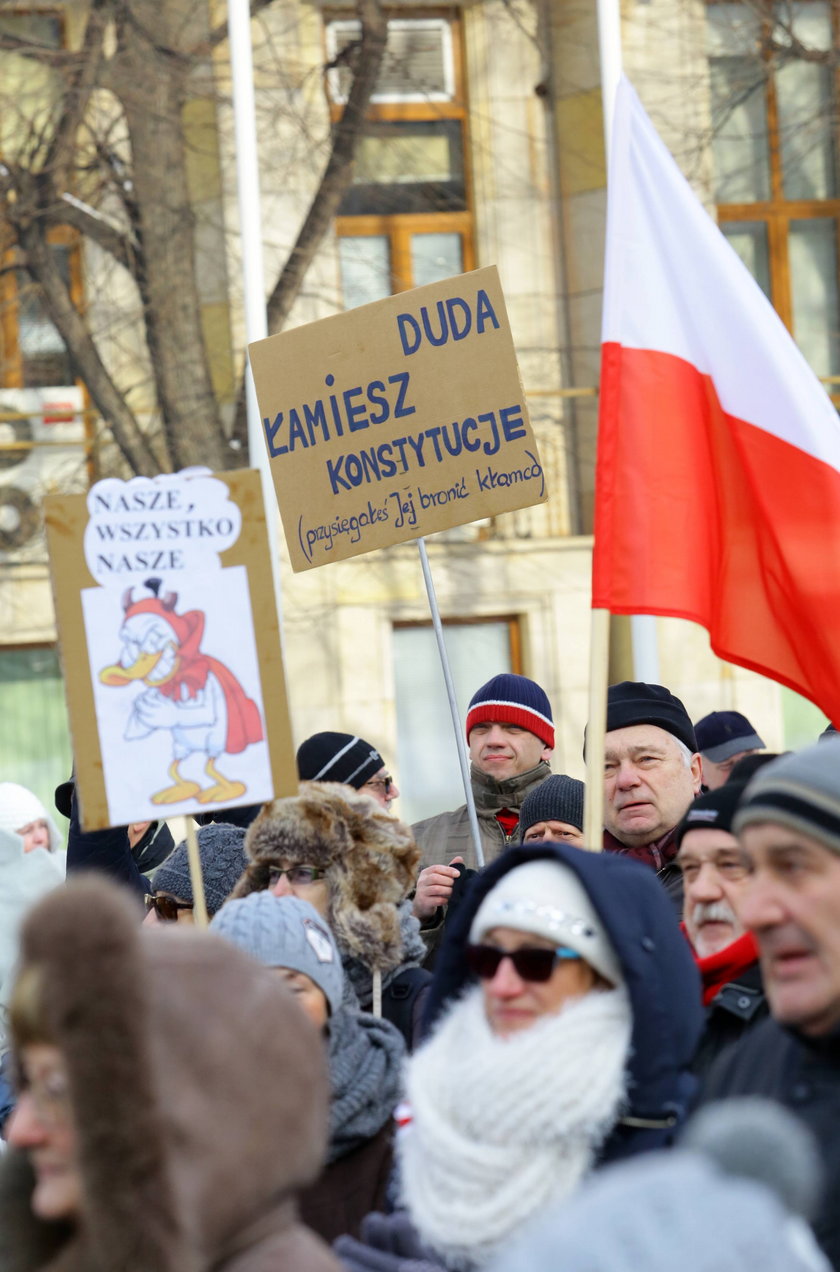 Manifestacja KOD w Katowicach