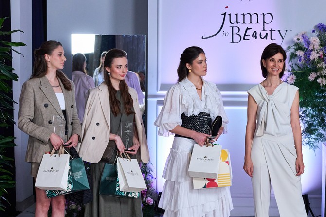 “Face of Be a Mode & Jump in Beauty”