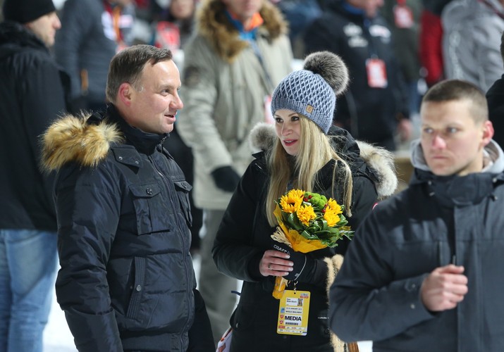 Prezydent Duda wzoruje się na Kwaśniewskim i Komorowskim. Lansuje się na sukcesach Stocha