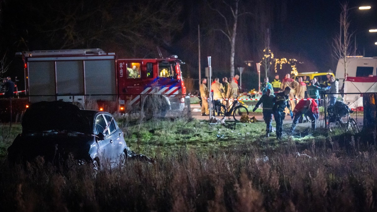 Several injured after car drives into crowd in Nunspeet, Netherlands