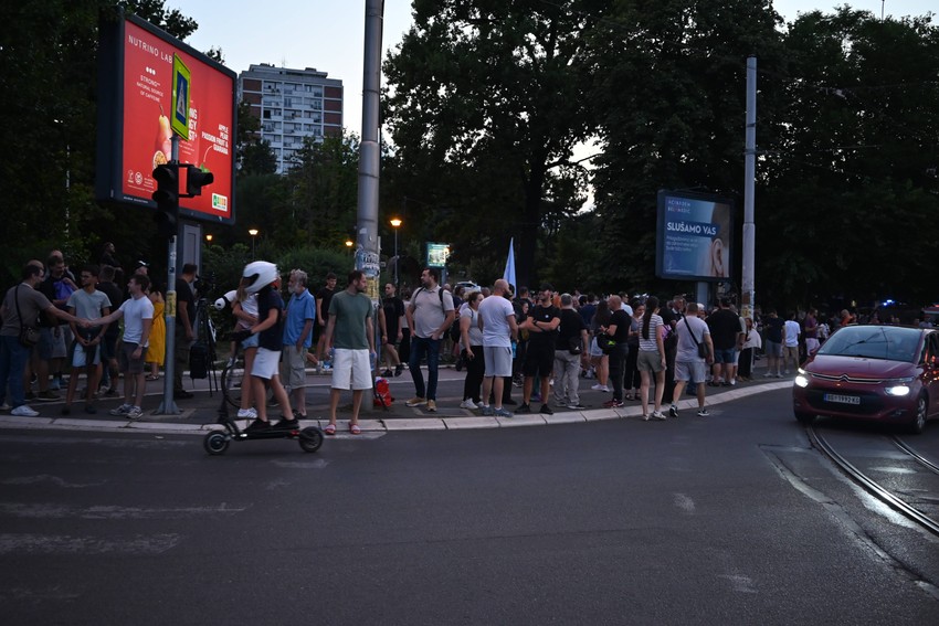 Okupljanje na Autokomandi