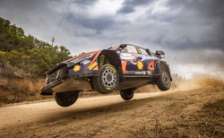 Lappi najszybszy w prologu, Marczyk drugi w WRC2