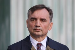 Azyl dla Zbigniewa Ziobry i Patrycji Koteckiej na Węgrzech. Szef MSZ Węgier o „prześladowaniach”.