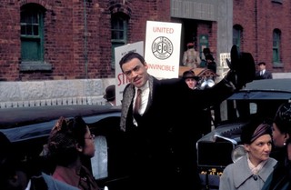 Kwietniowe premiery na CBS Europa: „Dziewiąte wrota” Polańskiego oraz „Buntownik XX wieku”