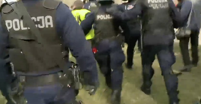 Tak policja przygotowała się na obchody 11. rocznicy katastrofy smoleńskiej