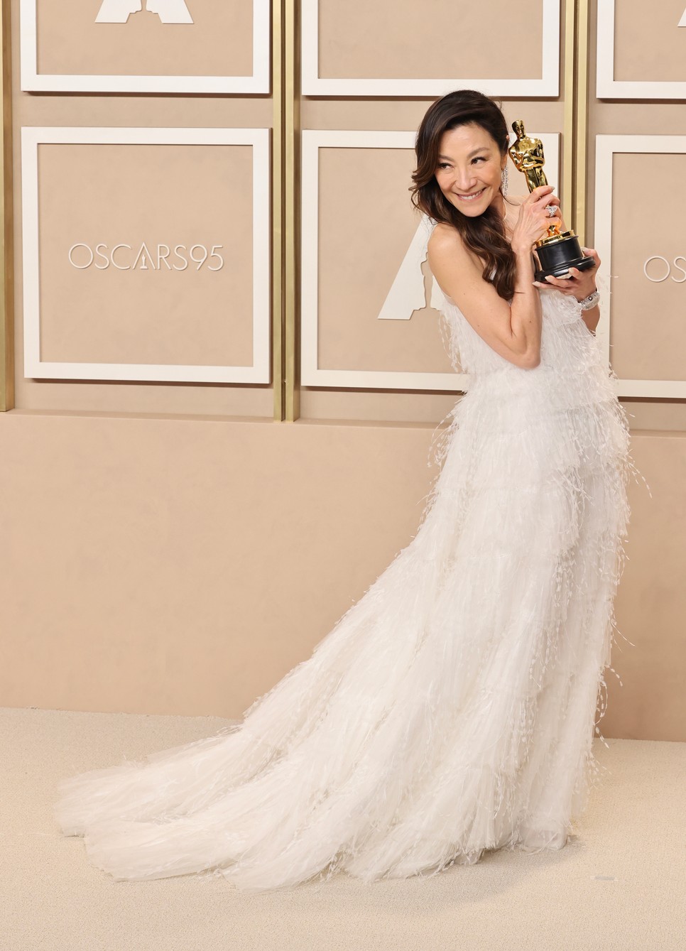 Michelle Yeoh Dior ruhája nem volt túl bátor választás