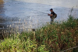 Wędkarz wyłowił z Wisły drogocenny skarb. Leżał na dnie od kilkuset lat