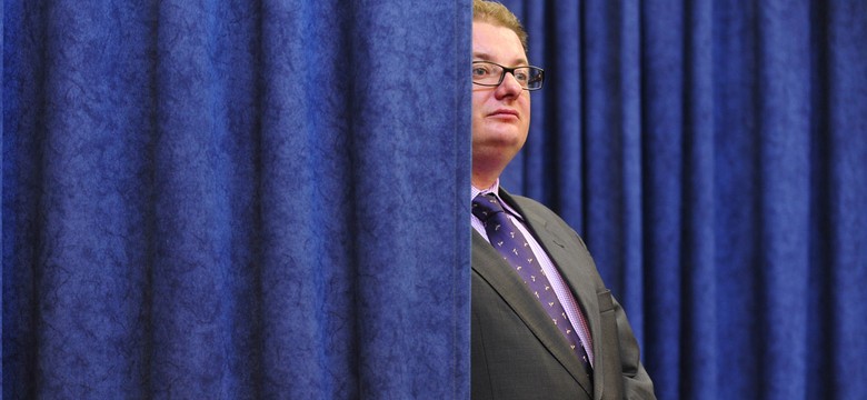 PiS: Tusk zamienia wszystko w...