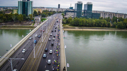 Lezárják az Árpád hídon a Pest felé vezető oldalt szombat éjszaka