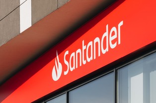Santander Bank Polska z karą 21,1 mln zł od KNF. Jakie naruszenia wykryto?