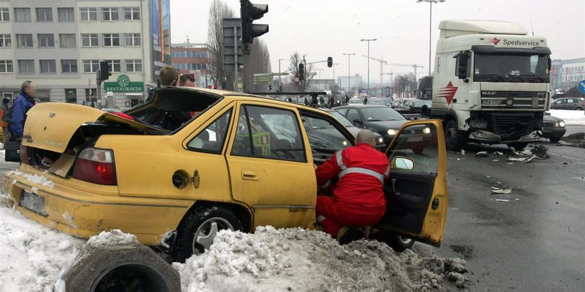 Wjechała pod tira