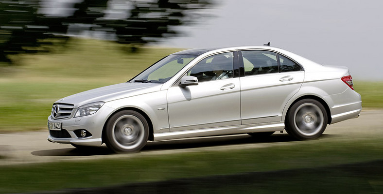 Paryż 2008: Mercedes-Benz C 250 CDI BlueEFFICIENCY – 4 cylindry, 500 Nm, 5,2 l/100 km