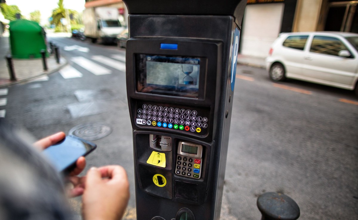 Parkomaty w Warszawie będą czynne również w weekendy