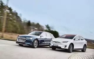 Tesla Model X kontra Audi e-tron