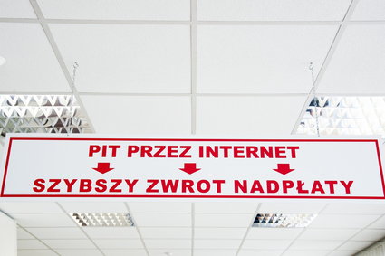 Rozliczenie PIT. Przedsiębiorcy muszą czekać lub drukować zeznania roczne