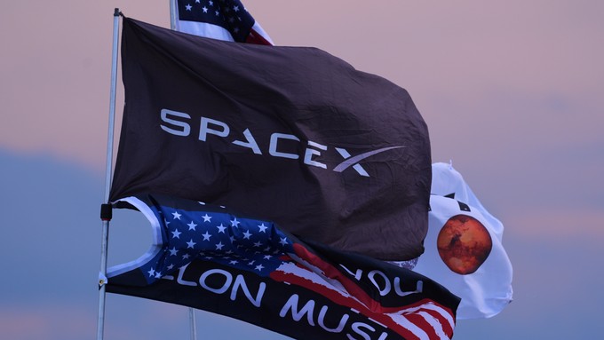 SpaceX, kompanija Ilona Maska