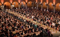 Letnia łąka, szwedzki kawior i mus malinowy. Tak wyglądał Bankiet Noblowski [FOTO]