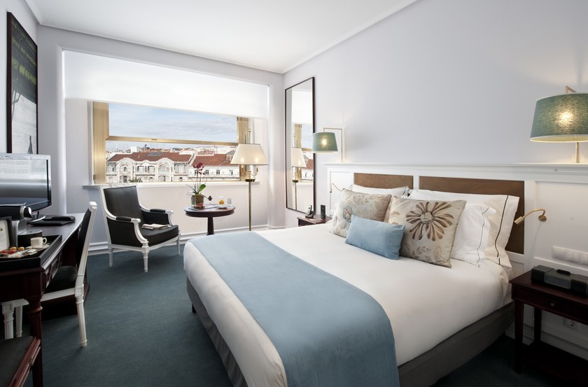 Pour une nuit en chambre de luxe avec vue sur la ville, compter à partir de 288 francs.