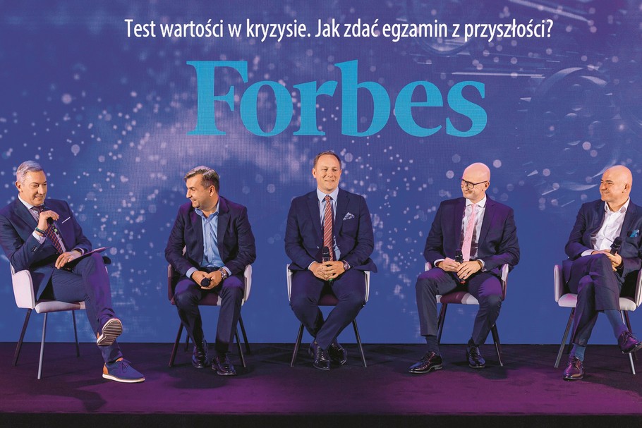 O wyzwaniach i szansach stojących przed firmami rodzinnymi podczas debaty Forum Firm Rodzinnych mówili (od lewej): Paweł Zielewski, „Forbes”, Piotr Grabowski, GWLAW, Bartosz Góźdź, Polskie Zakłady Zbożowe, Michał Rakowski, Amica, Andrzej Gliński, Bank Millennium.