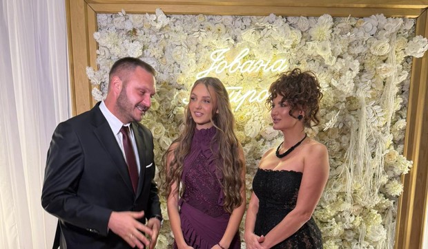 Dejan Petrović sa porodicom