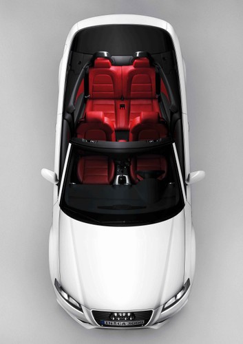 Wsród długiego spisu dodatków znajdziemy pakiet sportowy z twardszym zawieszeniem i profilowanymi siedzeniami