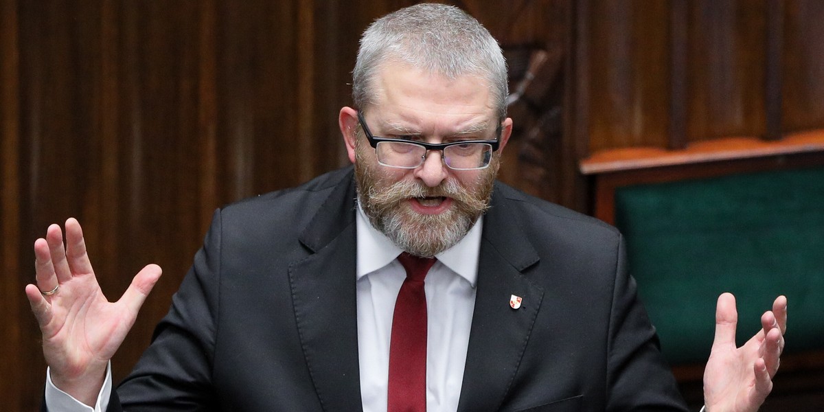 Grzegorz Braun z Konfederacji nie mówi o rodzinie. Żona pozostaje w