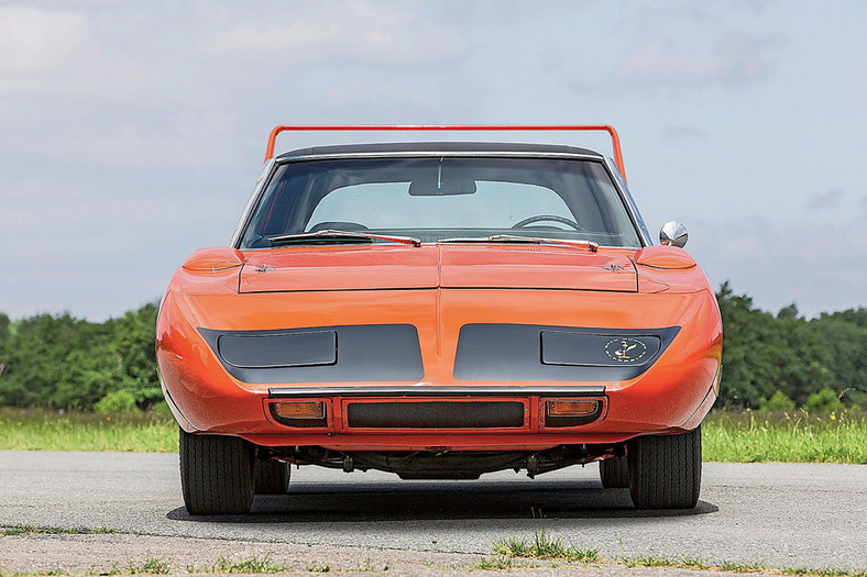 Heavy metal - Plymouth Road Runner Superbird