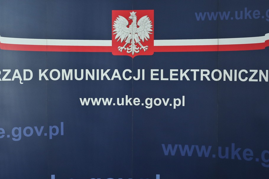 Urząd Komunikacji Elektronicznej nie zamierza dostosować stawek do reguł europejskich