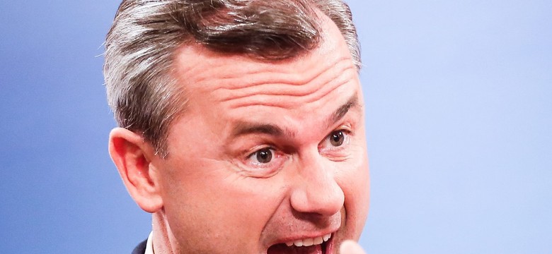 Austriacy wybrali prezydenta. Prawicowy zwycięzca pierwszej tury przegrał powtórzoną drugą turę