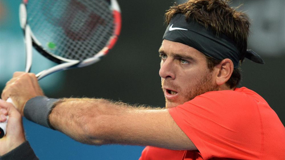 Juan Martin del Potro wróci do rywalizacji w ATP Tour w 2015 roku. 26-letni Argentyńczyk poinformował o tym we wtorek. Po konsultacjach z trenerami i sztabem medycznym okazało się, że triumfator US Open z 2009 roku na powrót do pełni sił po operacji lewego nadgarstka potrzebować będzie więcej czasu niż pierwotnie przypuszczano.