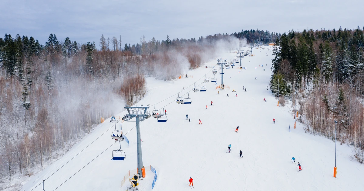 Sezon narciarski w Polsce już ruszył. Jaka pogoda czeka na narciarzy w ten weekend?